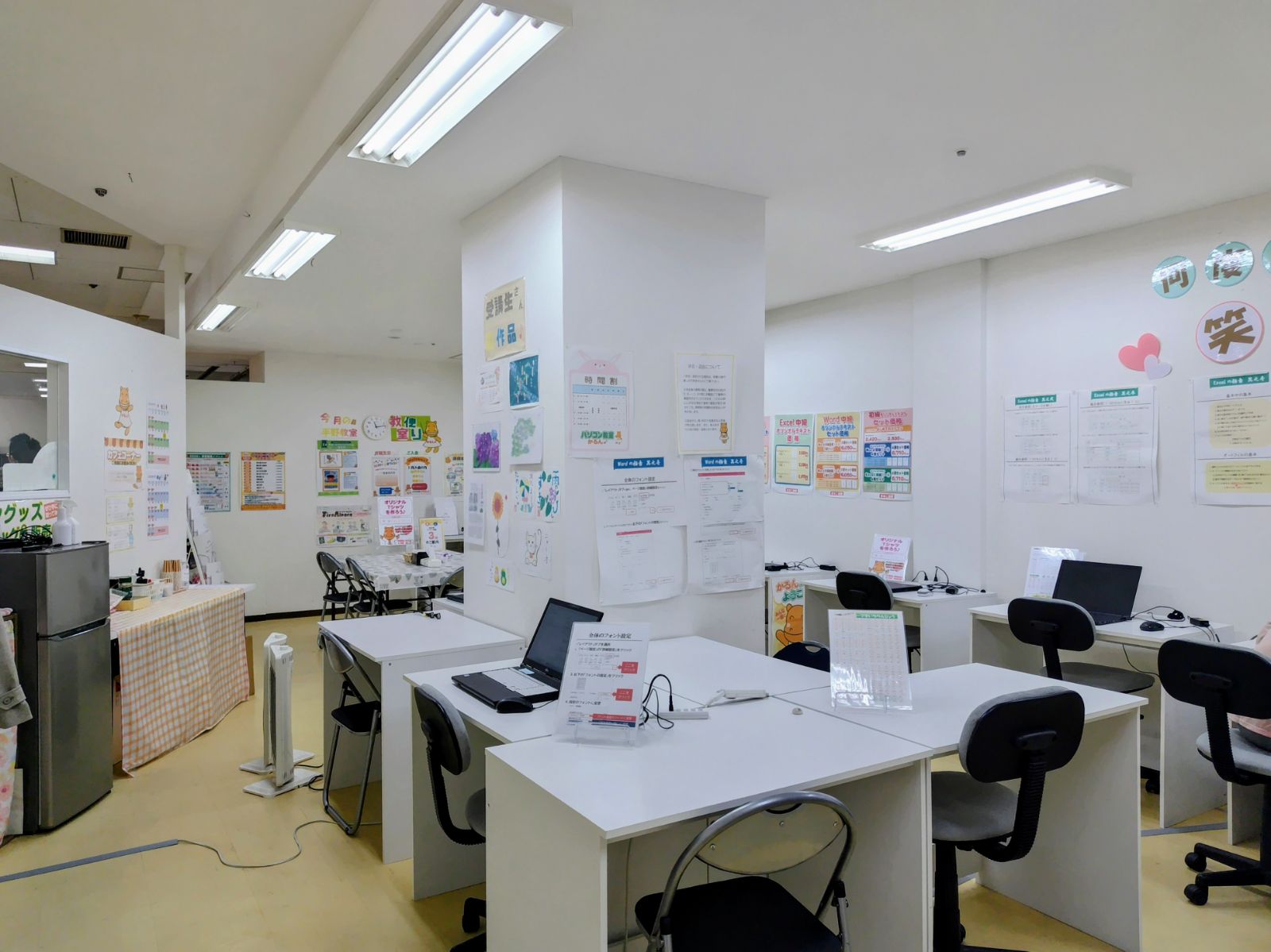 イズミヤショッピングセンター平野教室の授業の様子